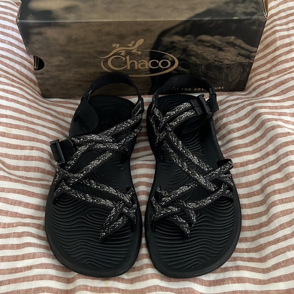 Chaco ZVOLV X2 Sandals sz 8 - Picture 2 of 5